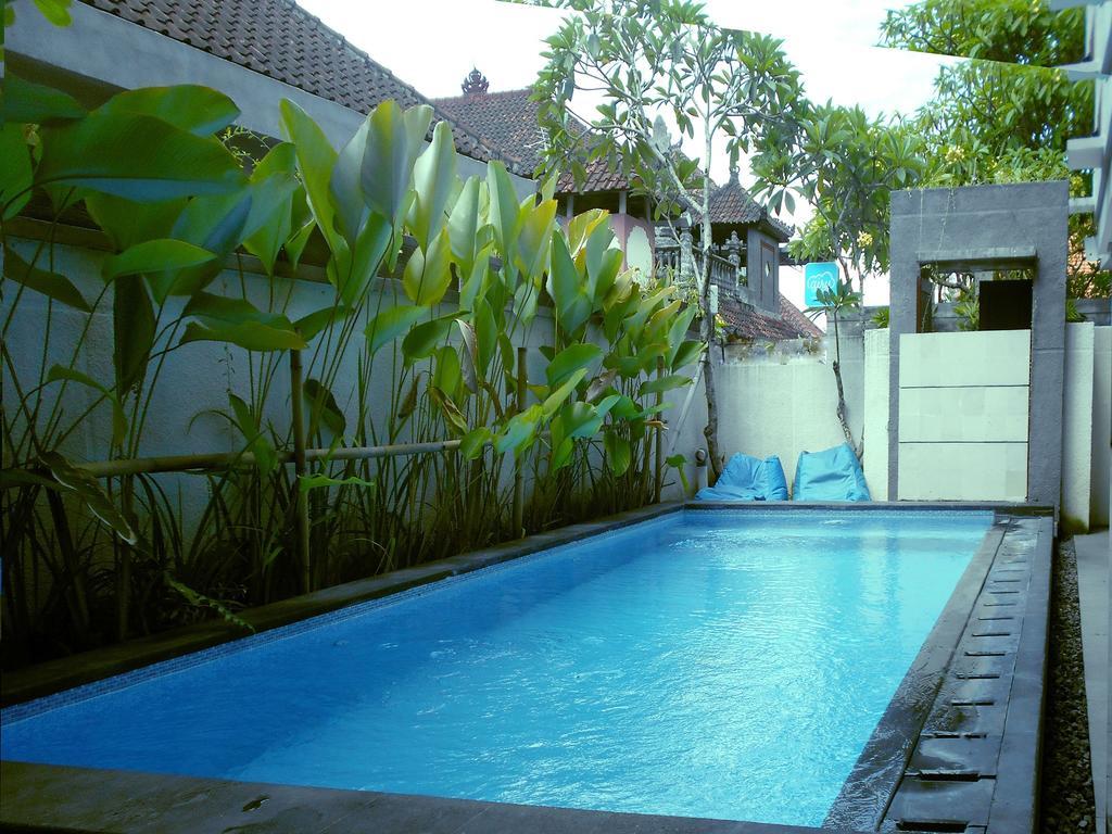 Reddoorz At Kerobokan Seminyak 2 Εξωτερικό φωτογραφία
