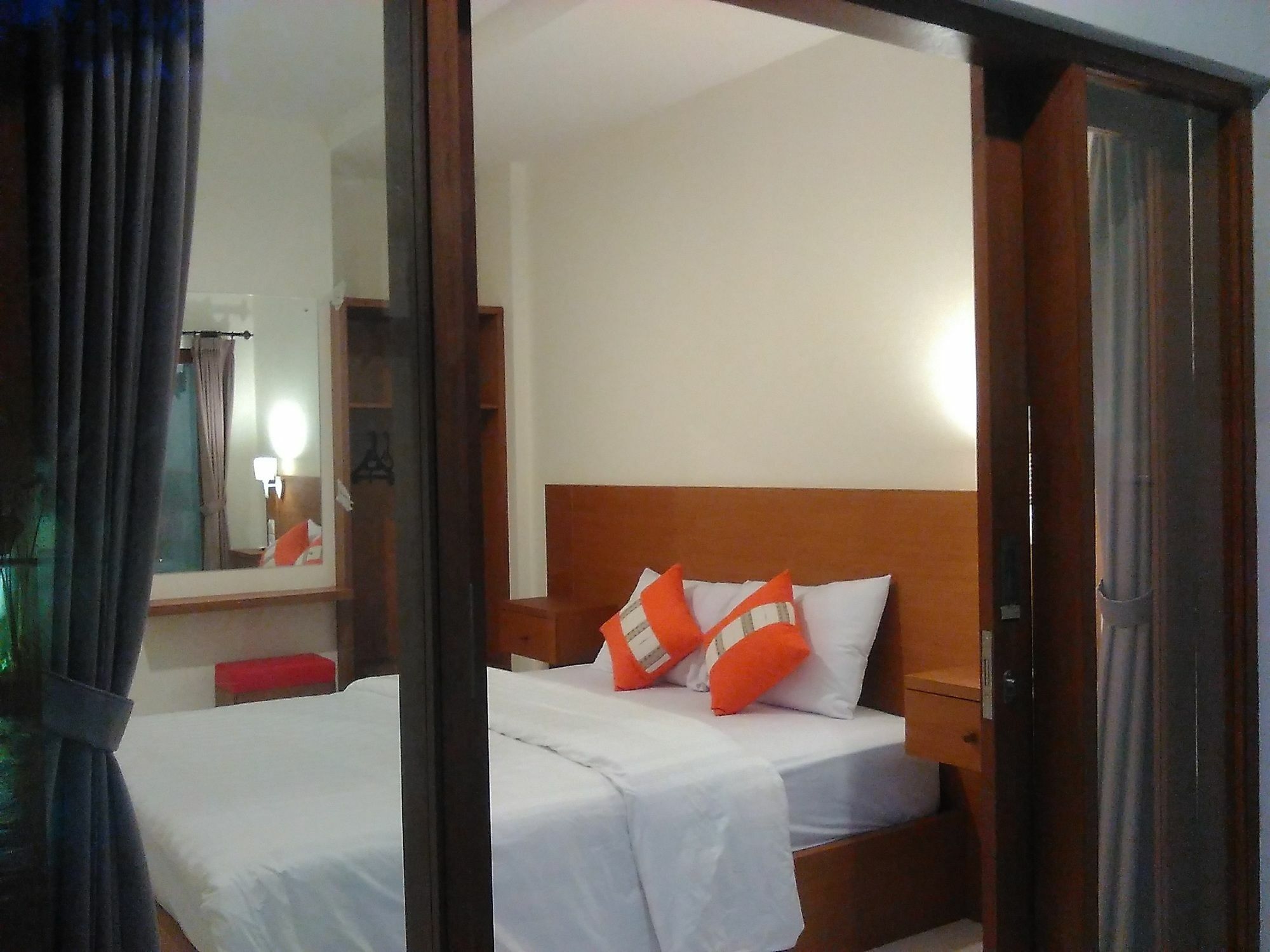 Reddoorz At Kerobokan Seminyak 2 Εξωτερικό φωτογραφία